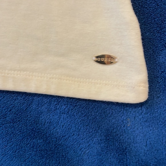 Cream Guess top - Picture 2 of 5